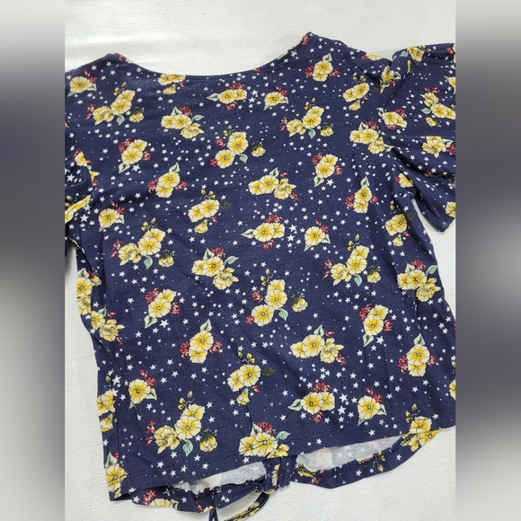 Juniors' Ruched Flutter Top - Navy Floral by Bongo, Available in Multiple Sizes - Picture 6 of 8